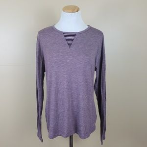 ‼$2 W/ PURCHASE!‼ EUC Active Tee